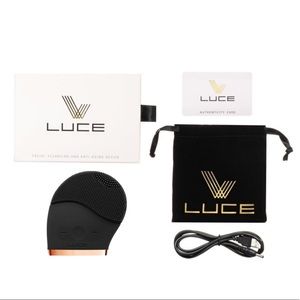 Luce180 Facial Cleansing and Anti-Aging Device